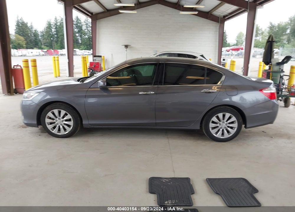 2013 HONDA ACCORD EX-L V-6 VIN: 1HGCR3F88DA030866