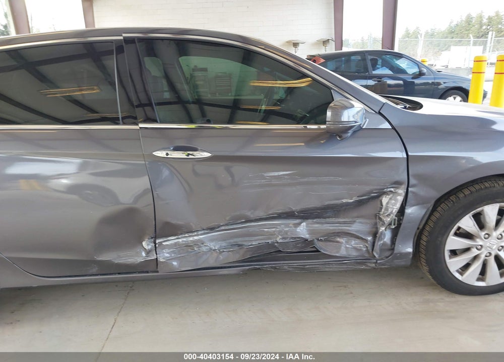 2013 HONDA ACCORD EX-L V-6 VIN: 1HGCR3F88DA030866