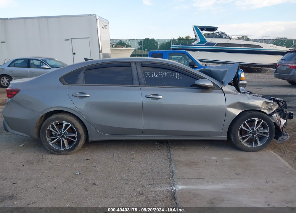 2022 KIA FORTE LXS VIN: 3KPF24AD1NE471537