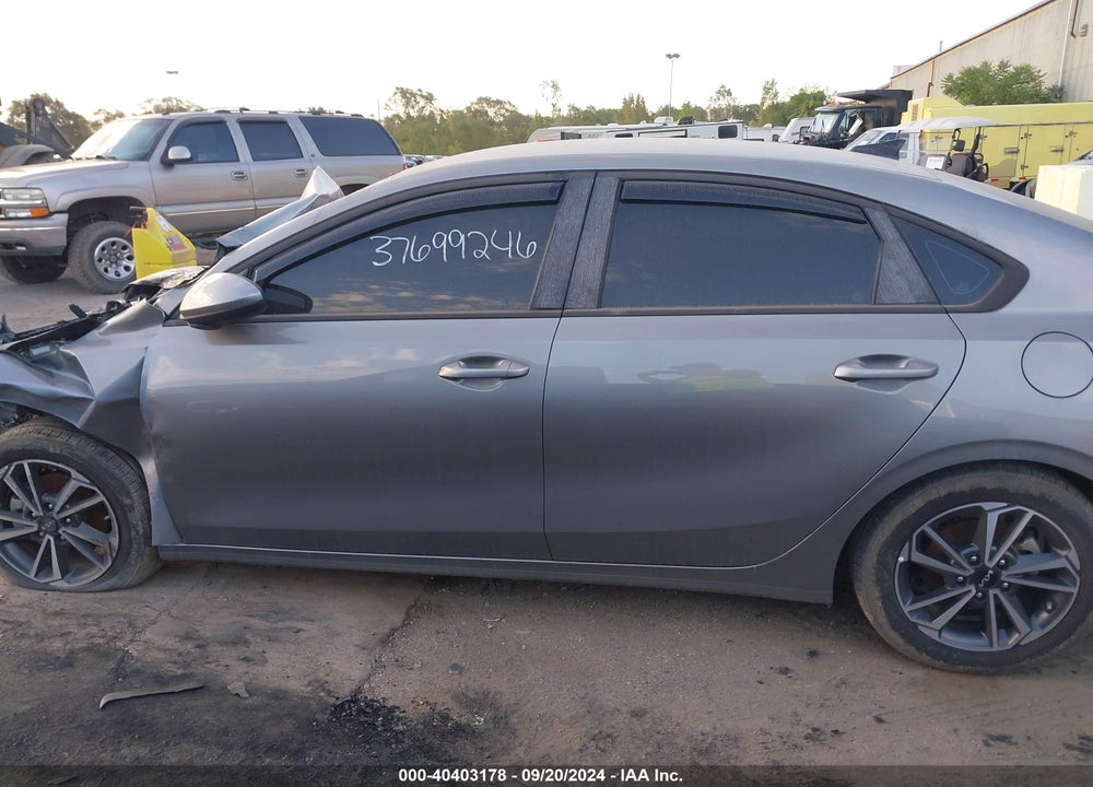 2022 KIA FORTE LXS VIN: 3KPF24AD1NE471537