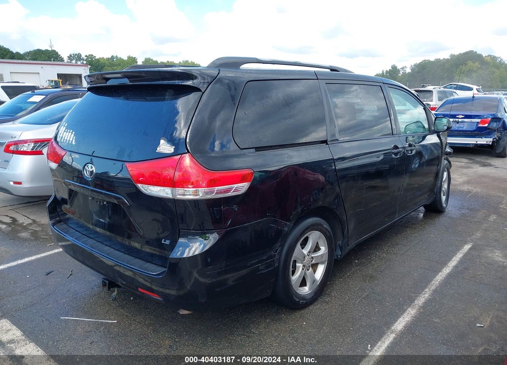 2011 TOYOTA SIENNA LE V6 VIN: 5TDKK3DC1BS117305