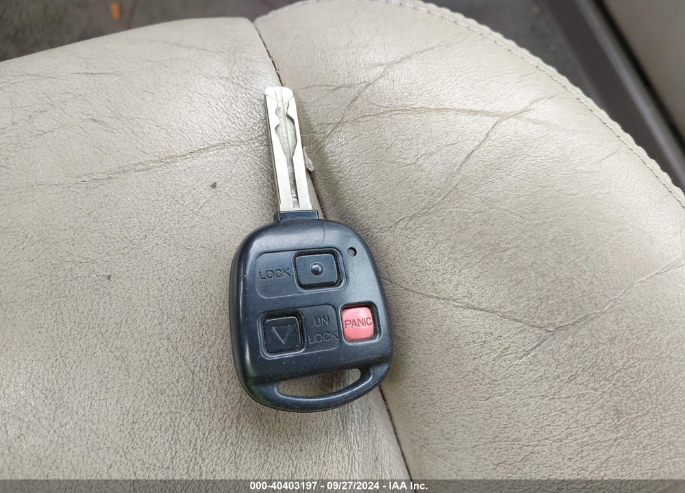 2000 LEXUS RX 300 VIN: JT6GF10U3Y0053509