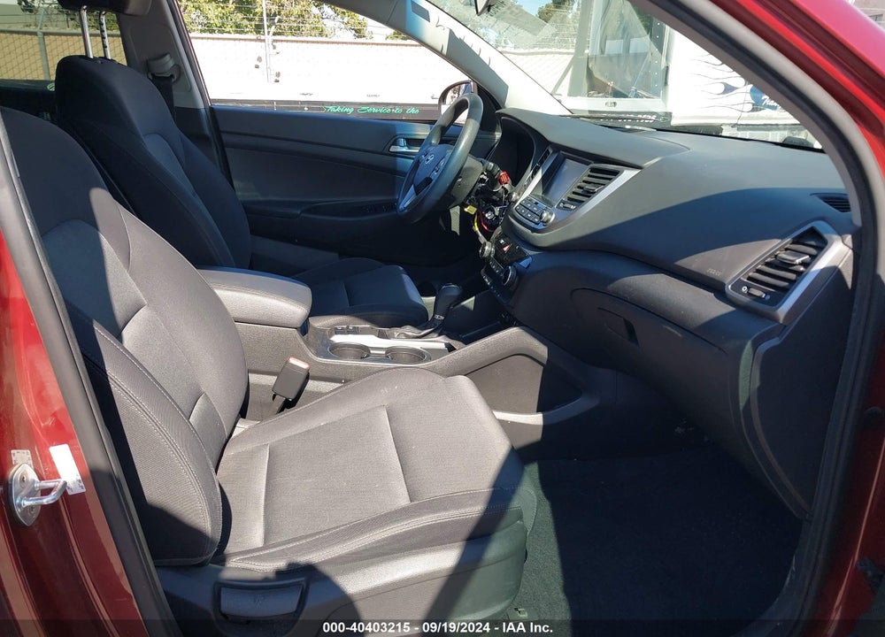 2018 HYUNDAI TUCSON SEL VIN: KM8J33A45JU767511