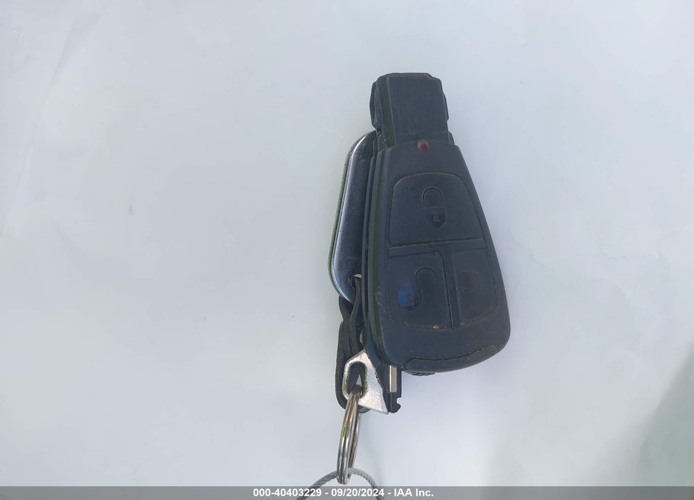 2000 MERCEDES-BENZ S 430 VIN: WDBNG70J8YA123987