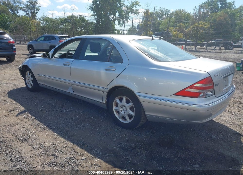 2000 MERCEDES-BENZ S 430 VIN: WDBNG70J8YA123987