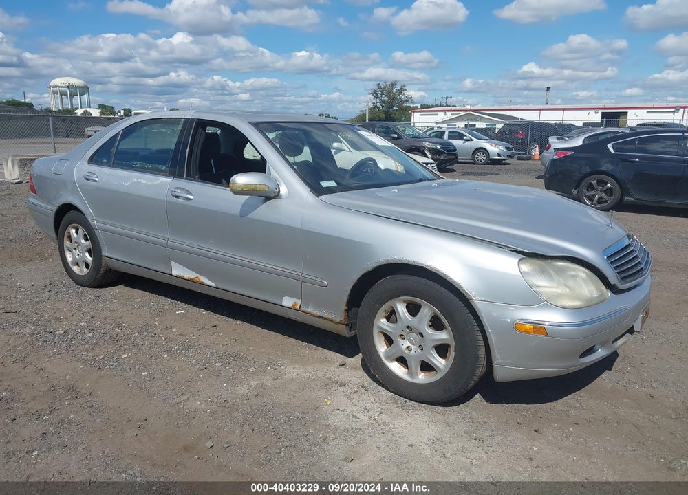 2000 MERCEDES-BENZ S 430 VIN: WDBNG70J8YA123987