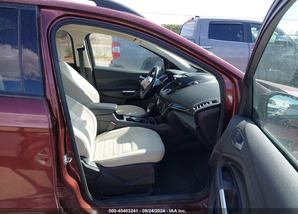 2018 FORD ESCAPE SEL VIN: 1FMCU9HD4JUC35228