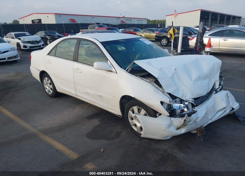 2004 TOYOTA CAMRY LE VIN: 4T1BE32K04U313232
