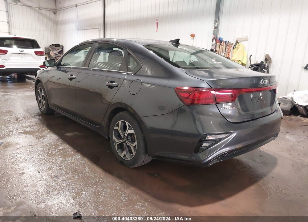 2019 KIA FORTE LXS VIN: 3KPF24AD1KE061431