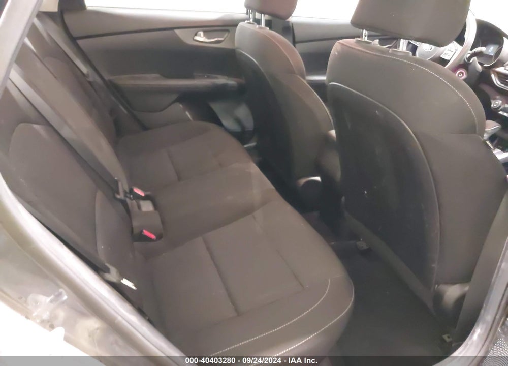2019 KIA FORTE LXS VIN: 3KPF24AD1KE061431