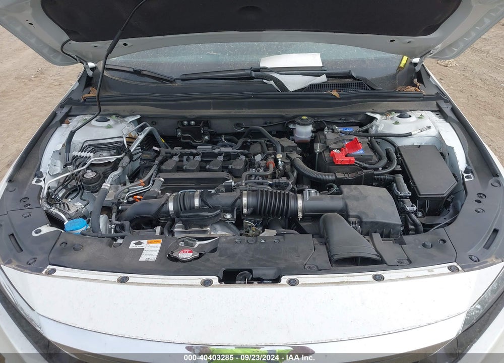 2022 HONDA ACCORD LX VIN: 1HGCV1F10NA061940