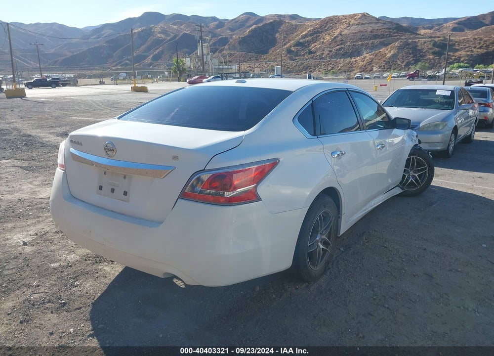2015 NISSAN ALTIMA VIN: 1N4AL3AP4FC280852