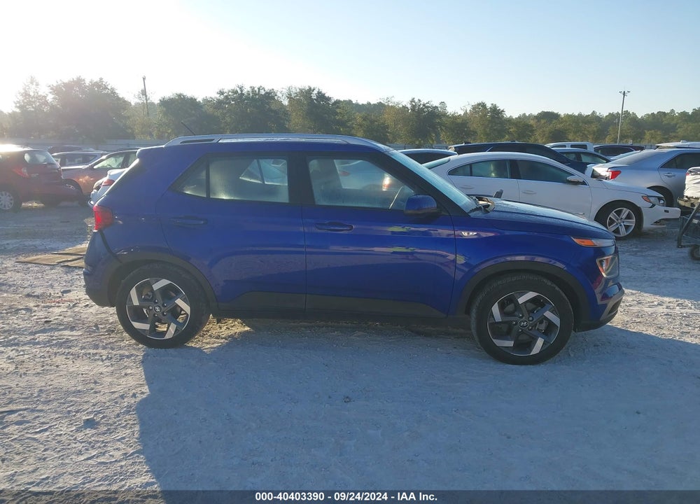 2023 HYUNDAI VENUE SEL VIN: KMHRC8A37PU263445