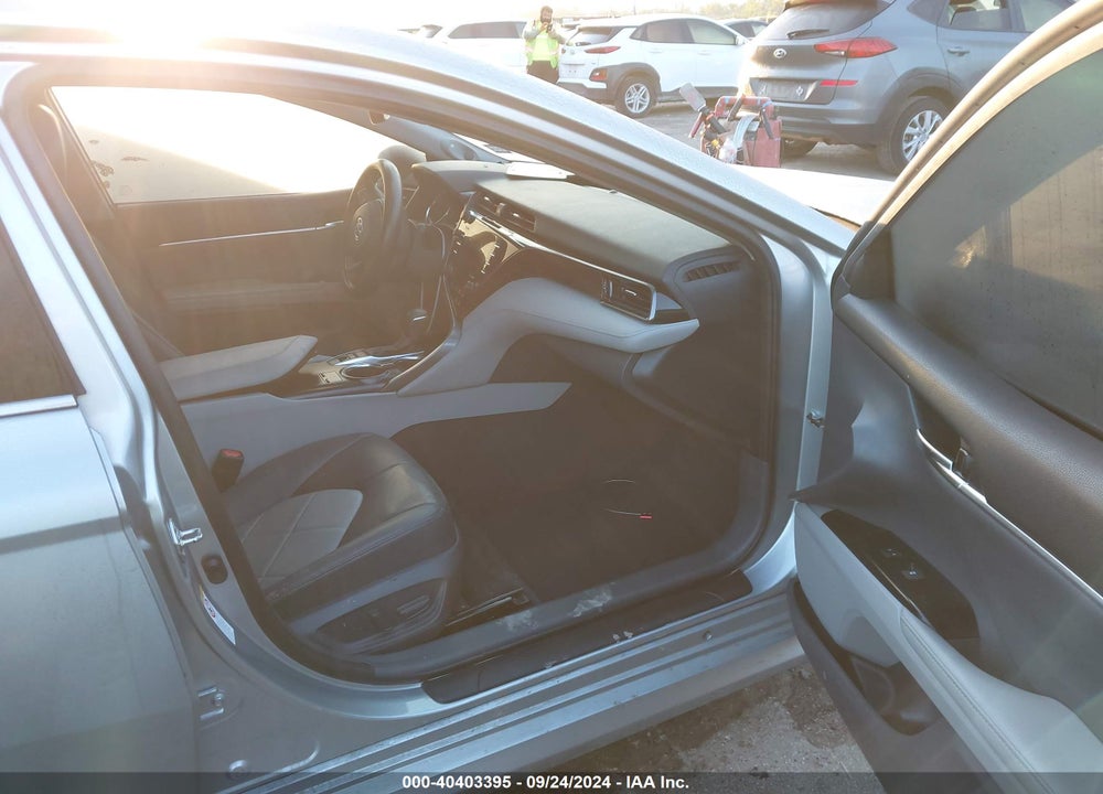 2019 TOYOTA CAMRY HYBRID XLE VIN: 4T1B21HK8KU010474