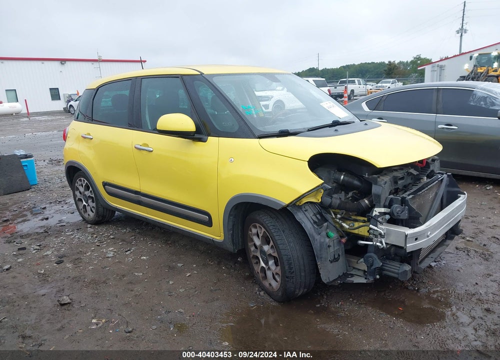 2014 FIAT 500L TREKKING VIN: ZFBCFADH4EZ021389