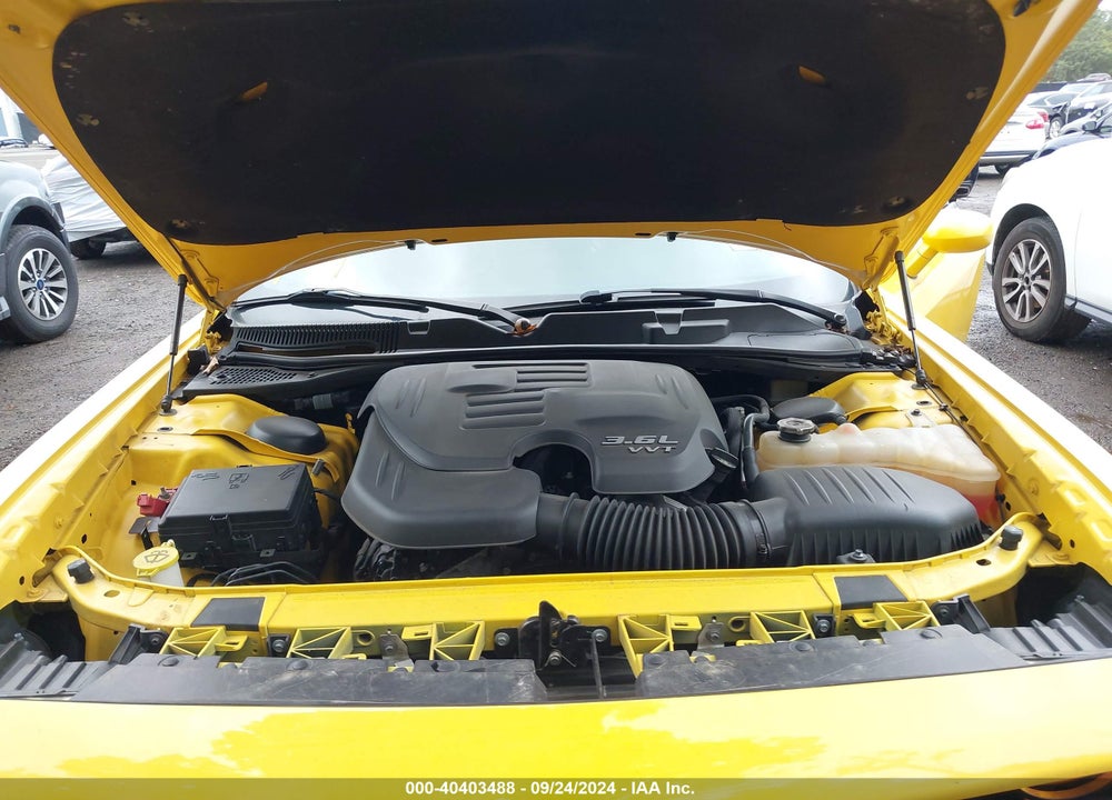 2017 DODGE CHALLENGER GT VIN: 2C3CDZGG9HH556117
