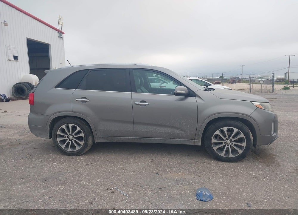 2014 KIA SORENTO SX VIN: 5XYKW4A71EG439459