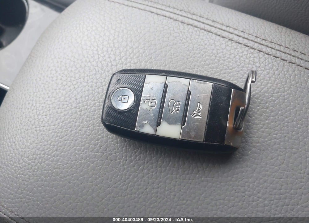 2014 KIA SORENTO SX VIN: 5XYKW4A71EG439459