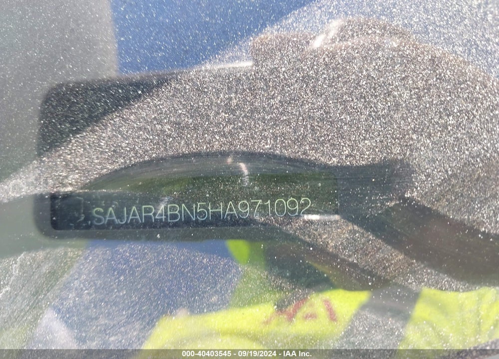 2017 JAGUAR XE VIN: SAJAR4BN5HA971092
