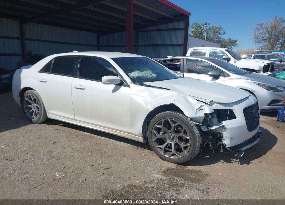 2015 CHRYSLER 300 VIN: 2C3CCABT3FH501104