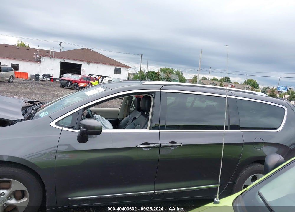 2017 CHRYSLER PACIFICA TOURING L PLUS VIN: 2C4RC1EG3HR515988