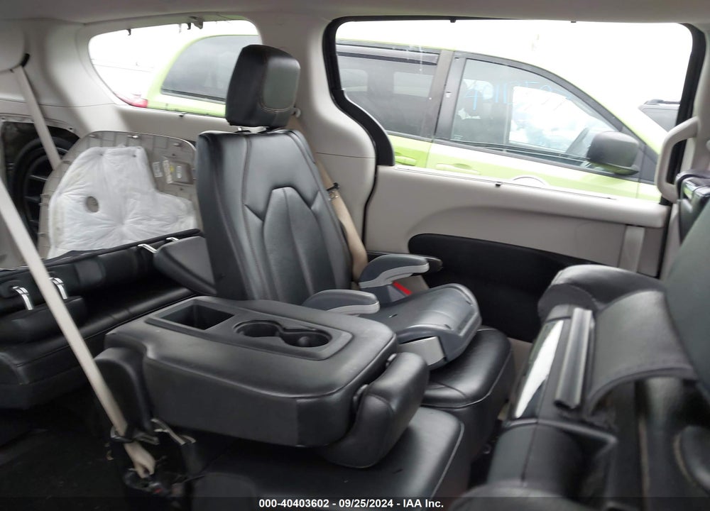 2017 CHRYSLER PACIFICA TOURING L PLUS VIN: 2C4RC1EG3HR515988