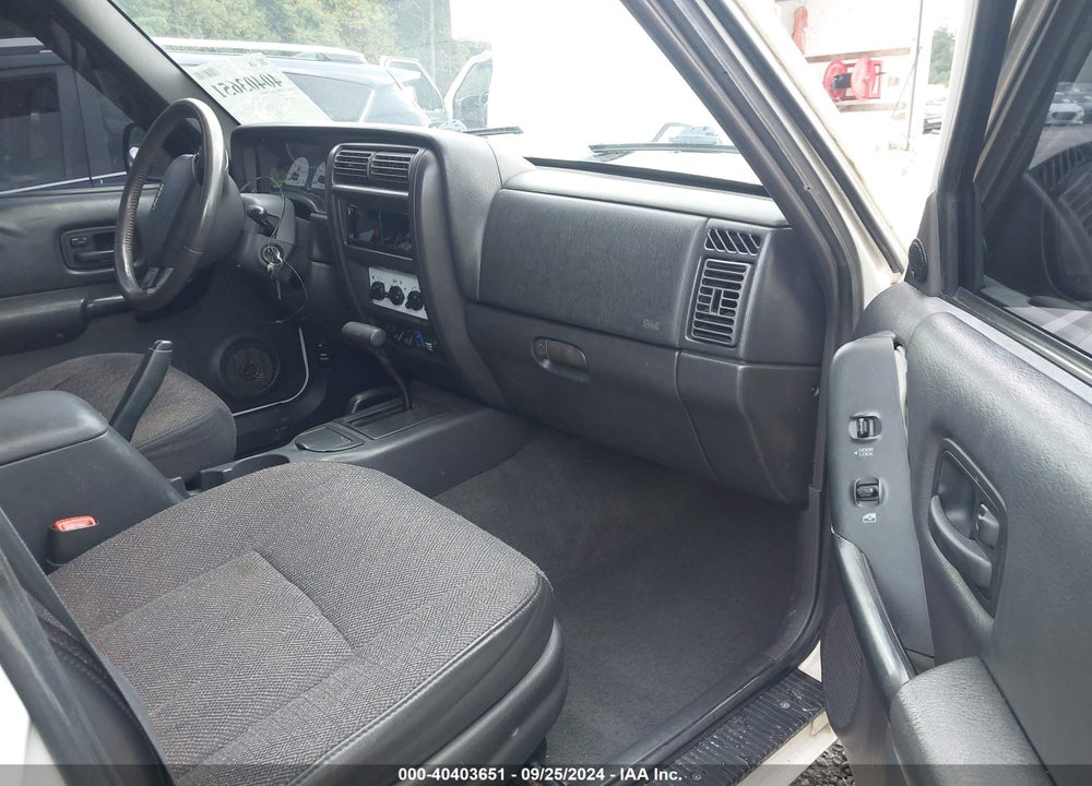 1999 JEEP CHEROKEE CLASSIC/SPORT VIN: 1J4FF68S5XL609265