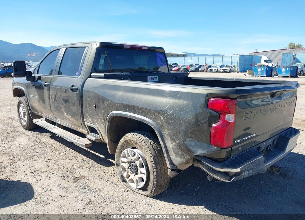 2022 CHEVROLET SILVERADO 3500HD 4WD  STANDARD BED LT VIN: 1GC4YTEY6NF360193
