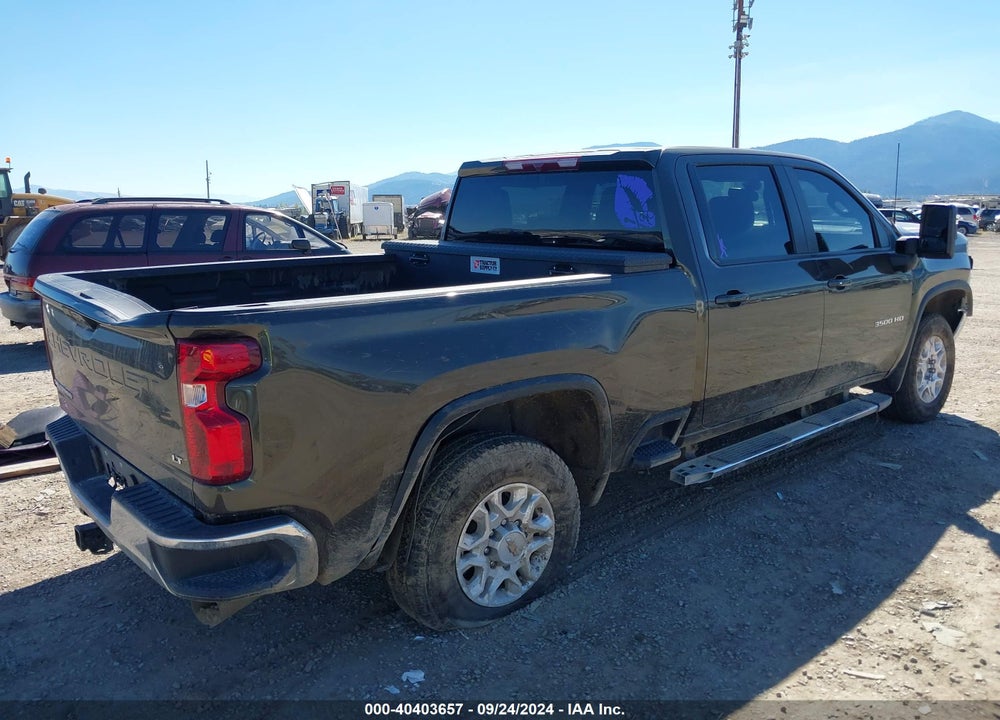 2022 CHEVROLET SILVERADO 3500HD 4WD  STANDARD BED LT VIN: 1GC4YTEY6NF360193