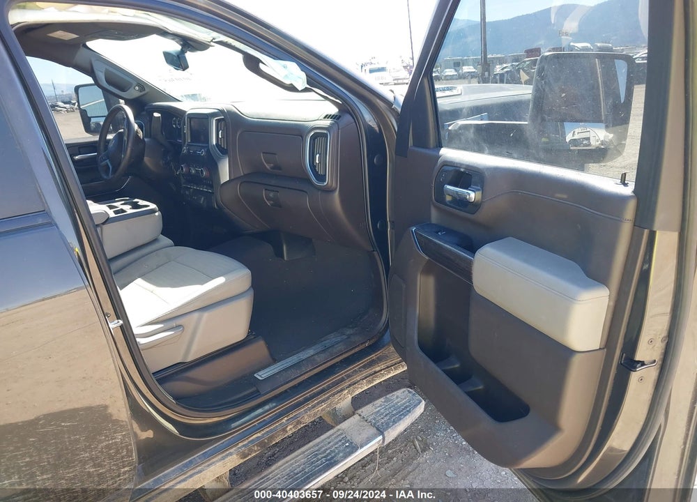 2022 CHEVROLET SILVERADO 3500HD 4WD  STANDARD BED LT VIN: 1GC4YTEY6NF360193