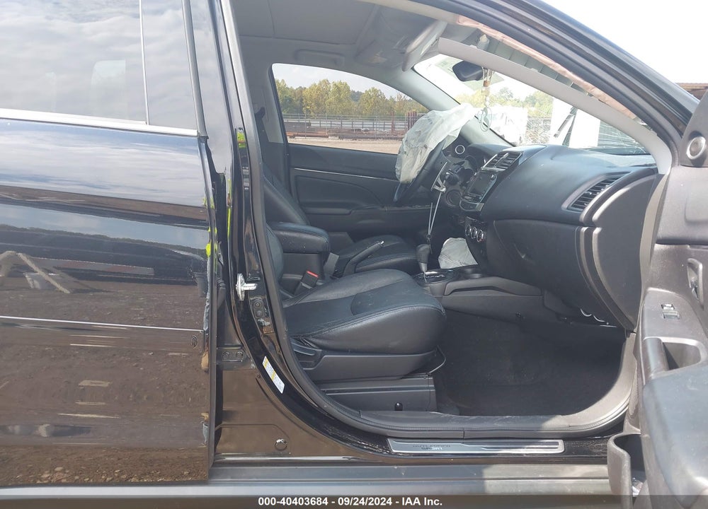 2015 MITSUBISHI OUTLANDER SPORT SE VIN: 4A4AP4AUXFE012248
