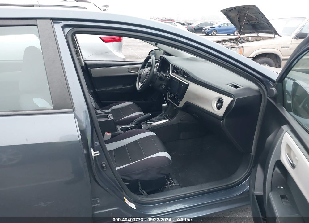 2017 TOYOTA COROLLA LE VIN: 5YFBURHE3HP596966