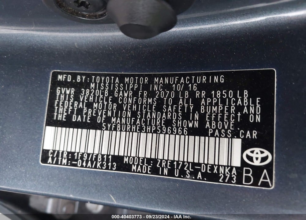 2017 TOYOTA COROLLA LE VIN: 5YFBURHE3HP596966