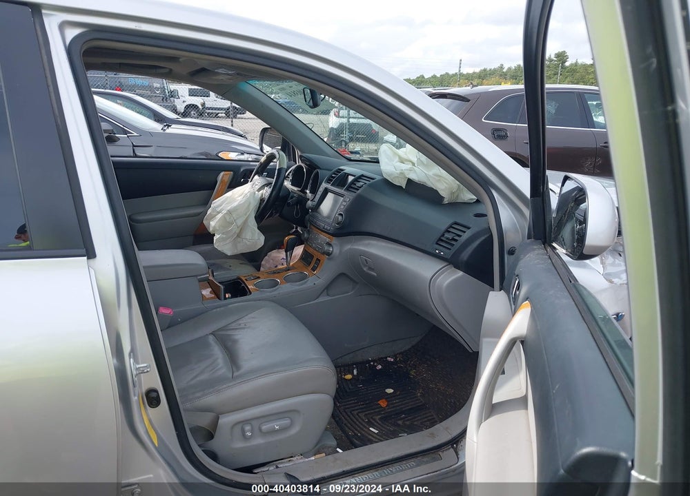 2008 TOYOTA HIGHLANDER HYBRID LIMITED VIN: JTEEW44A482024781