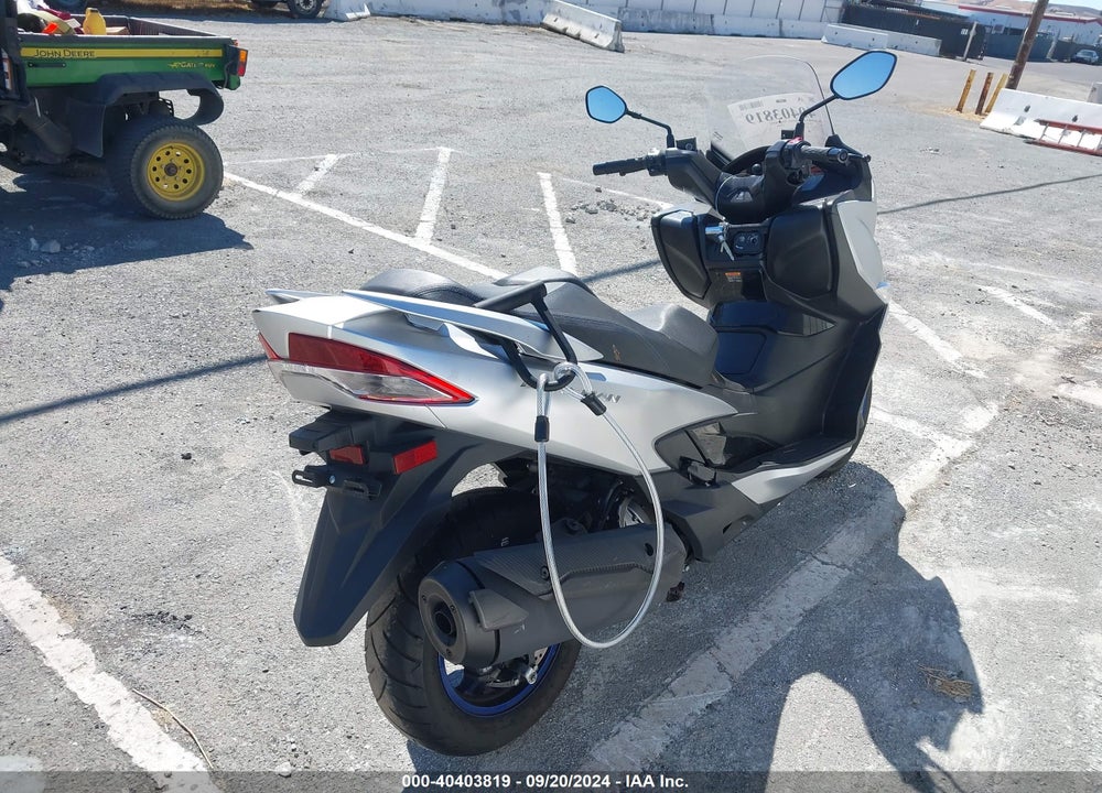 2022 SUZUKI AN400 A VIN: JS1DU11J2N7100094