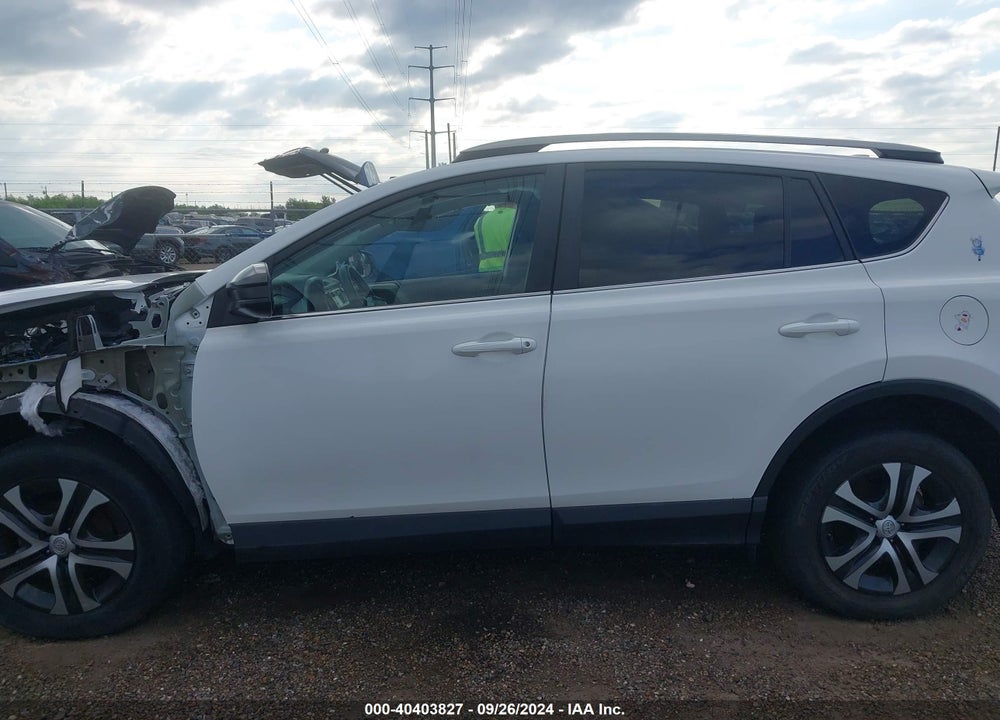 2017 TOYOTA RAV4 LE VIN: 2T3ZFREV9HW342097