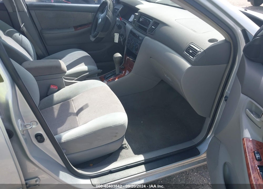 2007 TOYOTA COROLLA LE VIN: 1NXBR32E37Z855251