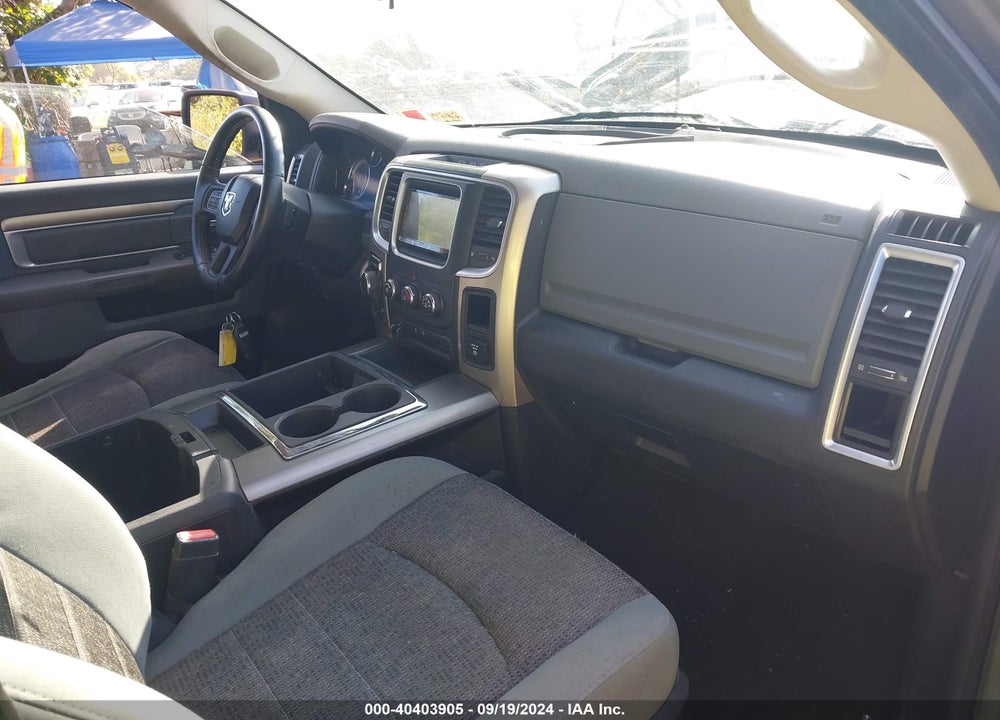 2013 RAM 1500 SLT VIN: 1C6RR7GG2DS599459