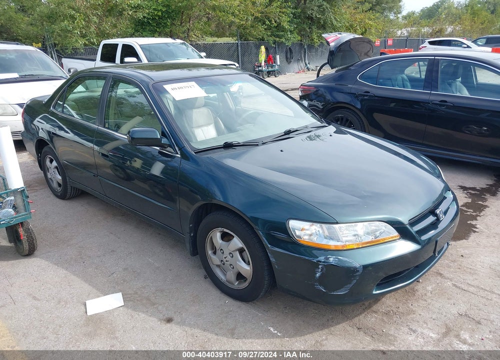 1998 HONDA ACCORD EX VIN: 1HGCG5655WA155205
