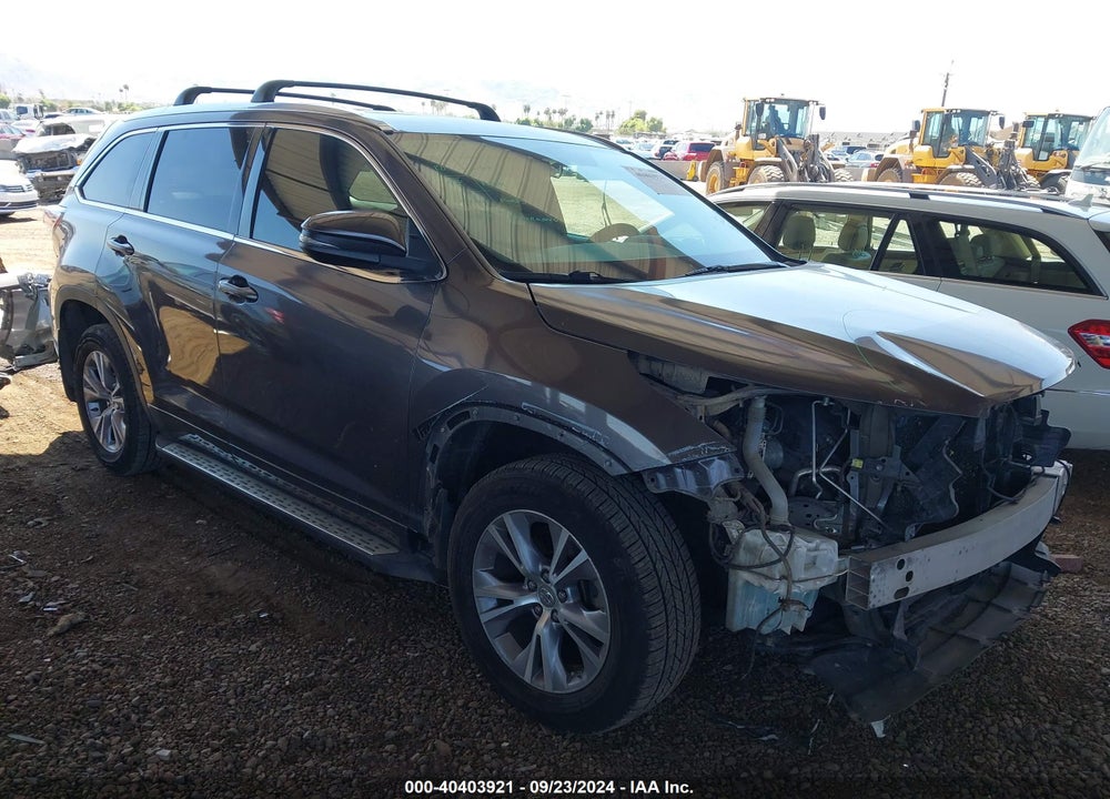 2015 TOYOTA HIGHLANDER XLE V6 VIN: 5TDKKRFH1FS086879