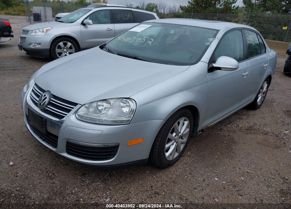 2010 VOLKSWAGEN JETTA LIMITED EDITION VIN: 3VWRX7AJ5AM155870