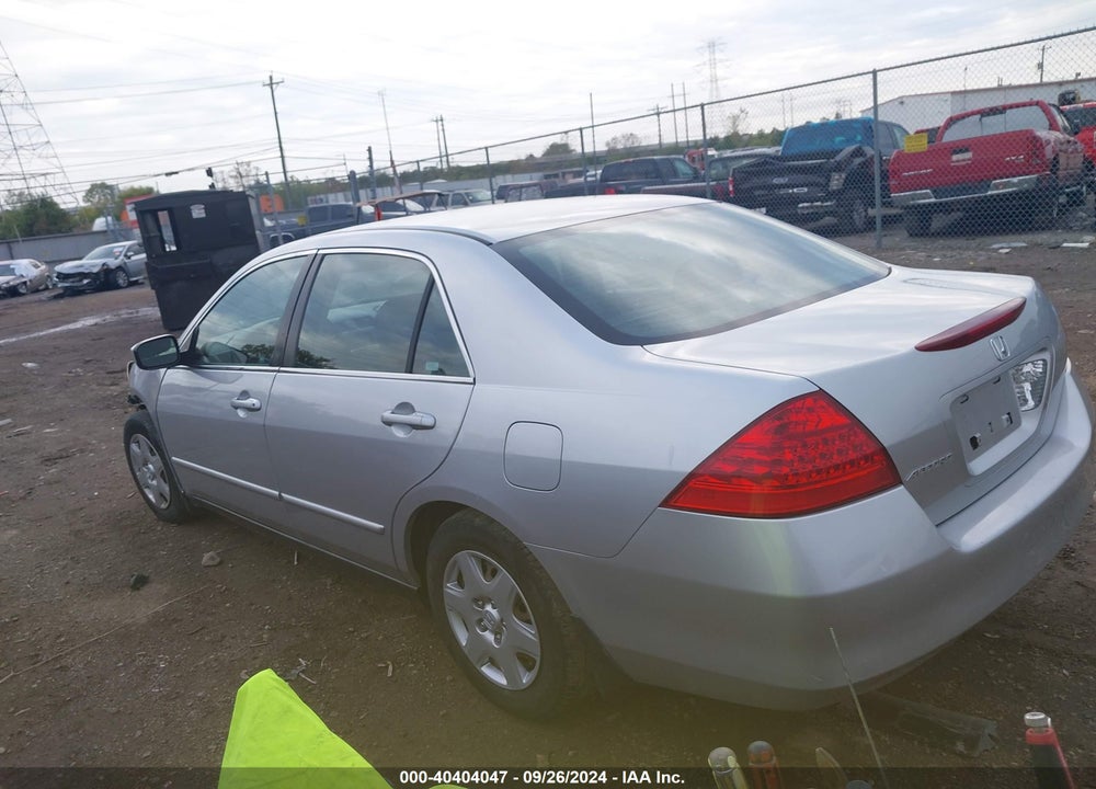 2007 HONDA ACCORD 2.4 LX VIN: 1HGCM56437A070560