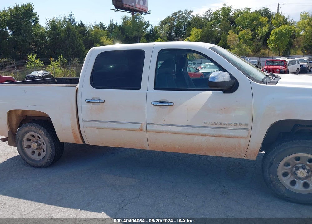 2009 CHEVROLET SILVERADO 1500 LT VIN: 3GCEC23J69G260361