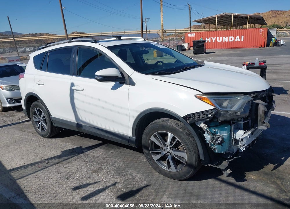 2016 TOYOTA RAV4 XLE VIN: JTMWFREV4GJ079100