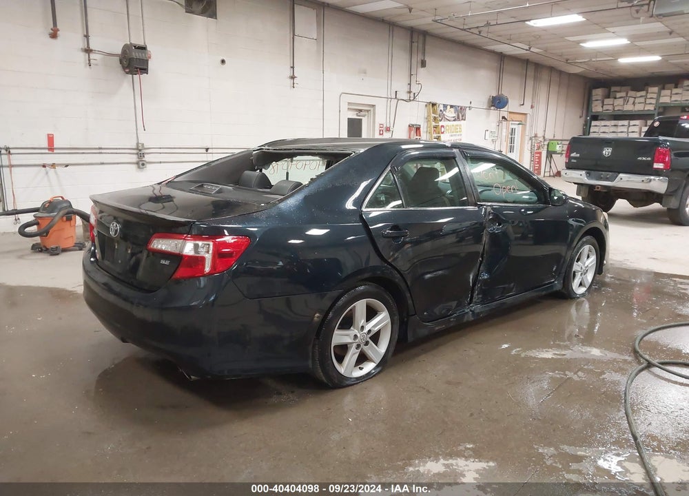 2014 TOYOTA CAMRY SE VIN: 4T1BF1FKXEU872137