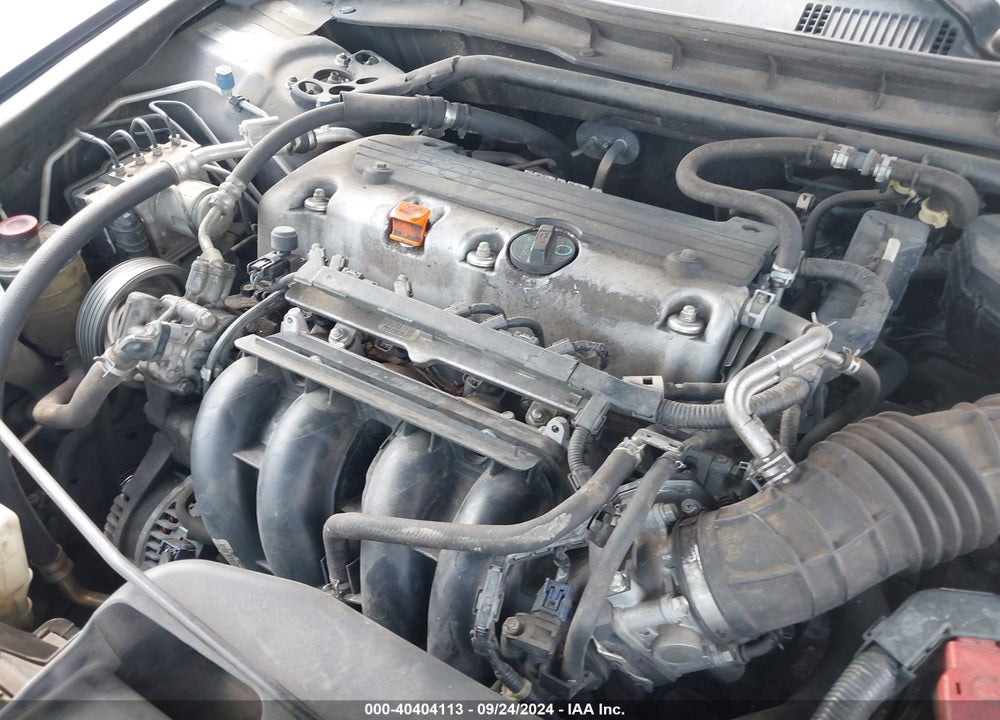 2010 HONDA ACCORD 2.4 EX VIN: 1HGCP2F70AA113386