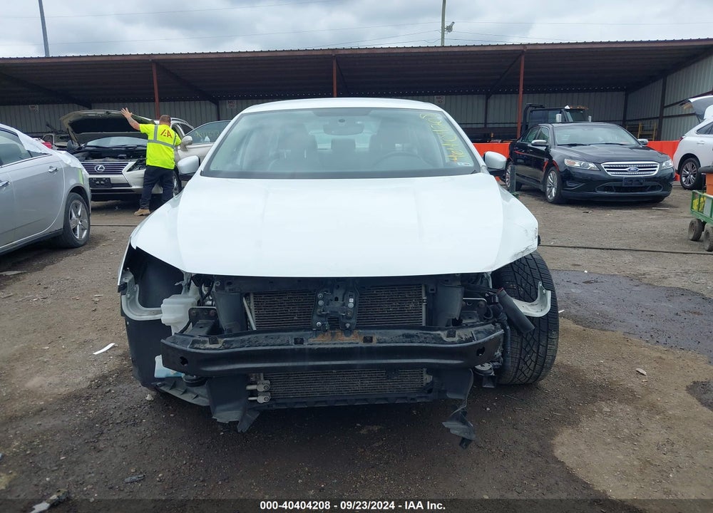 2018 VOLKSWAGEN PASSAT 2.0T R-LINE/2.0T S VIN: 1VWAA7A3XJC020756