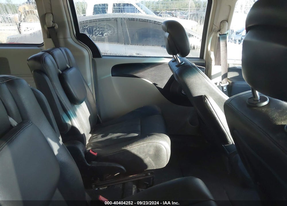 2016 CHRYSLER TOWN & COUNTRY TOURING VIN: 2C4RC1BG3GR214639