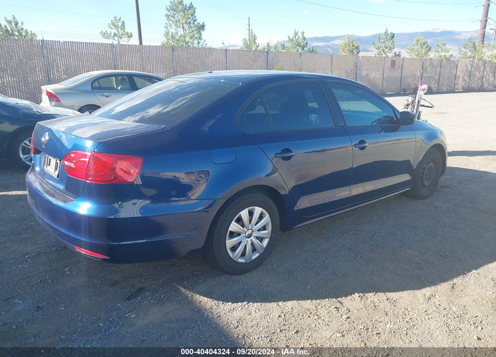 2014 VOLKSWAGEN JETTA 2.0L S VIN: 3VW2K7AJXEM319233