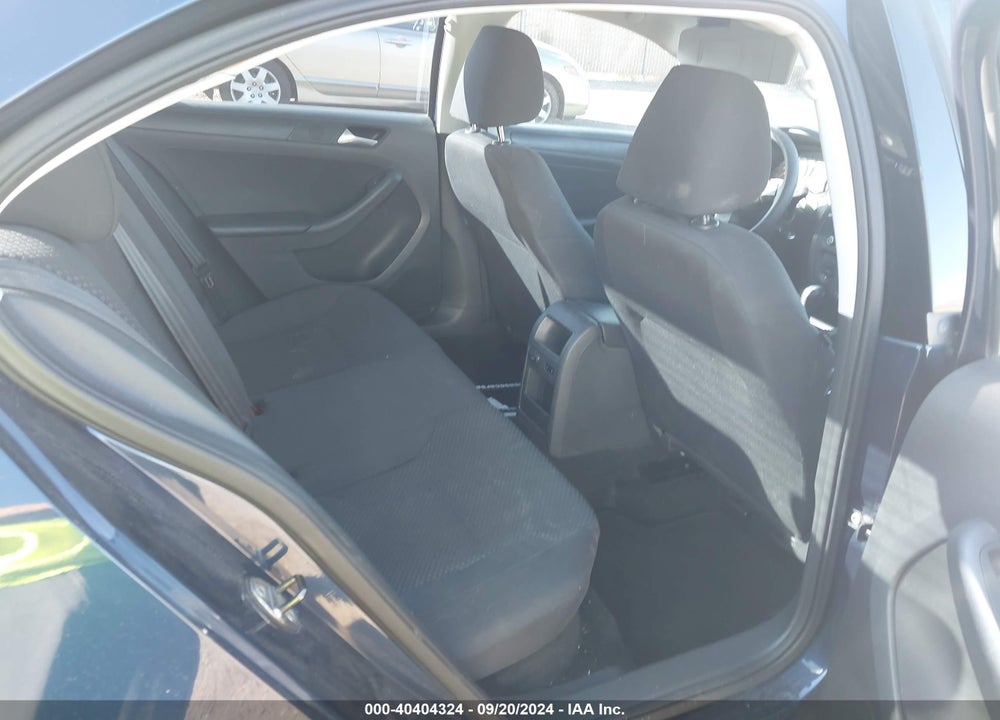 2014 VOLKSWAGEN JETTA 2.0L S VIN: 3VW2K7AJXEM319233